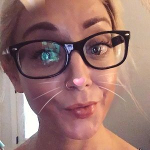 Meet your Posher, Candy